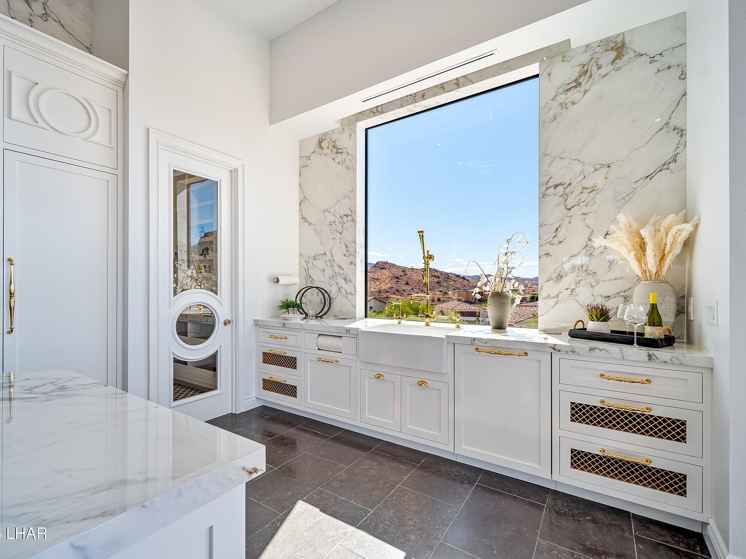 2040 Circula De Hacienda Lake Havasu City, AZ 86406  | Single Family