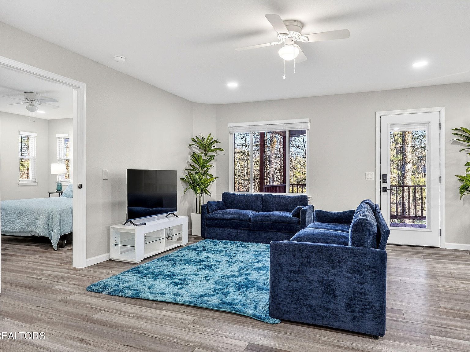 16 Pomeroy Ct Crossville, TN 38558  | Single Family