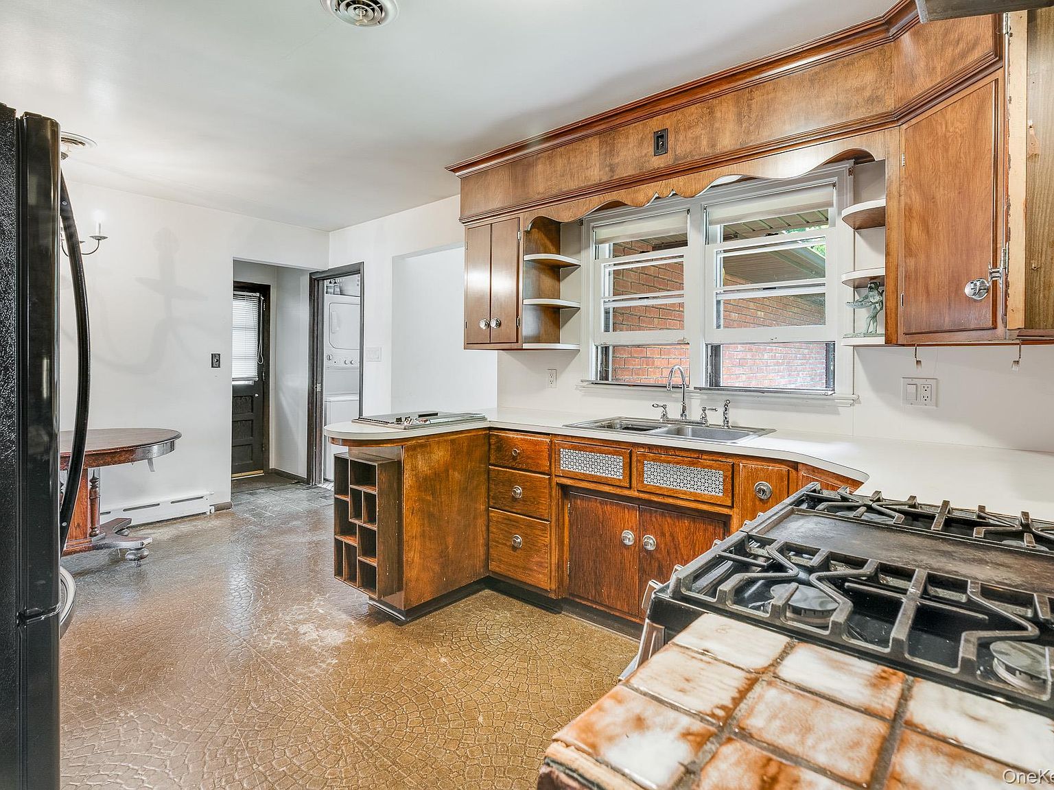 42 Clark St Poughkeepsie, NY 12601  | Single Family