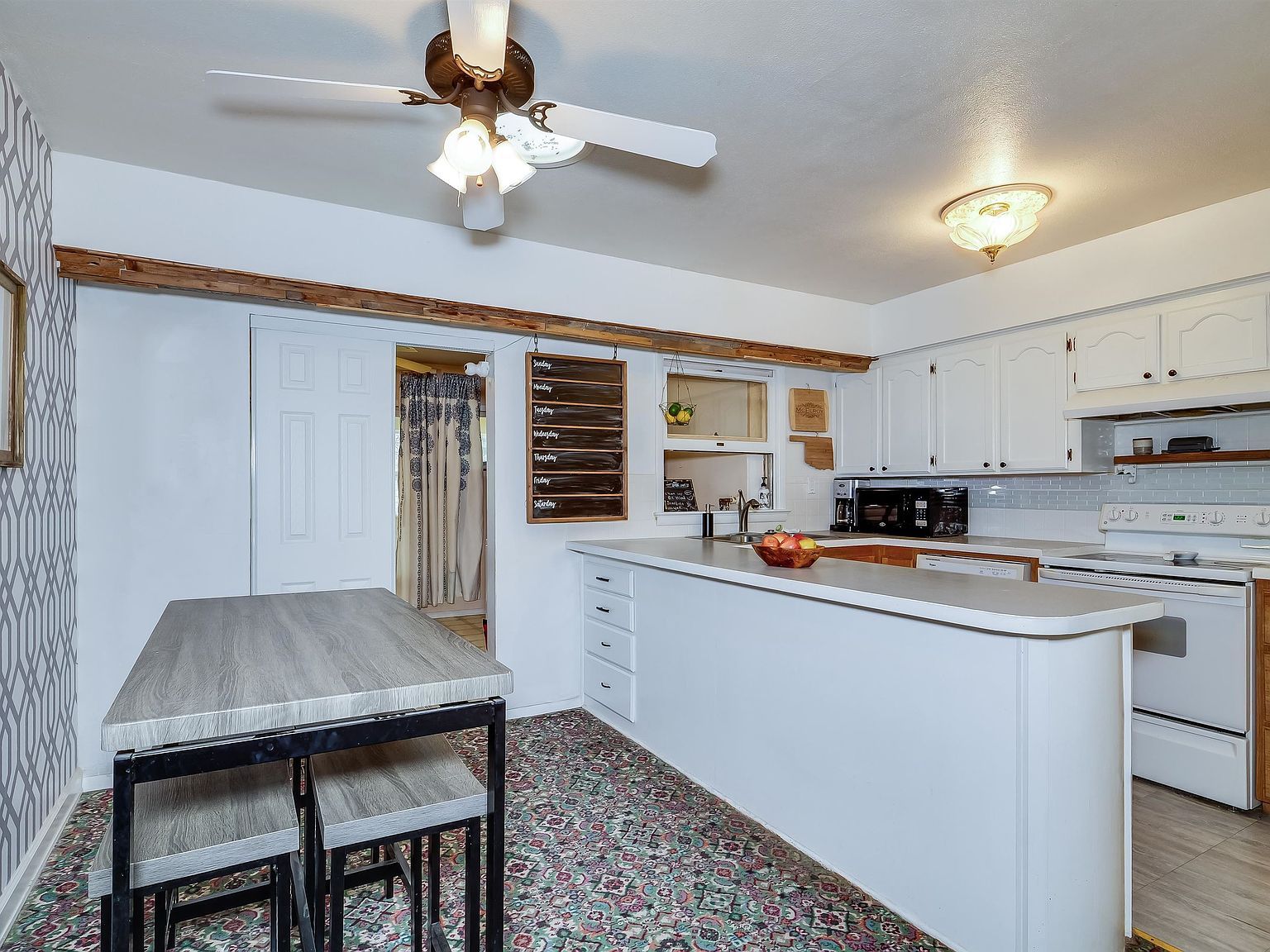 2425 E B St Torrington, WY 82240  | Single Family