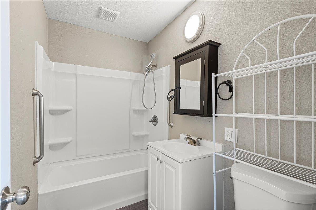 2123 E Heroy Ave Spokane, WA 99207  | Single Family