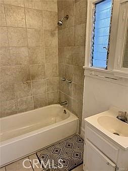 726 W 76th St Los Angeles, CA 90044 | Multi Family