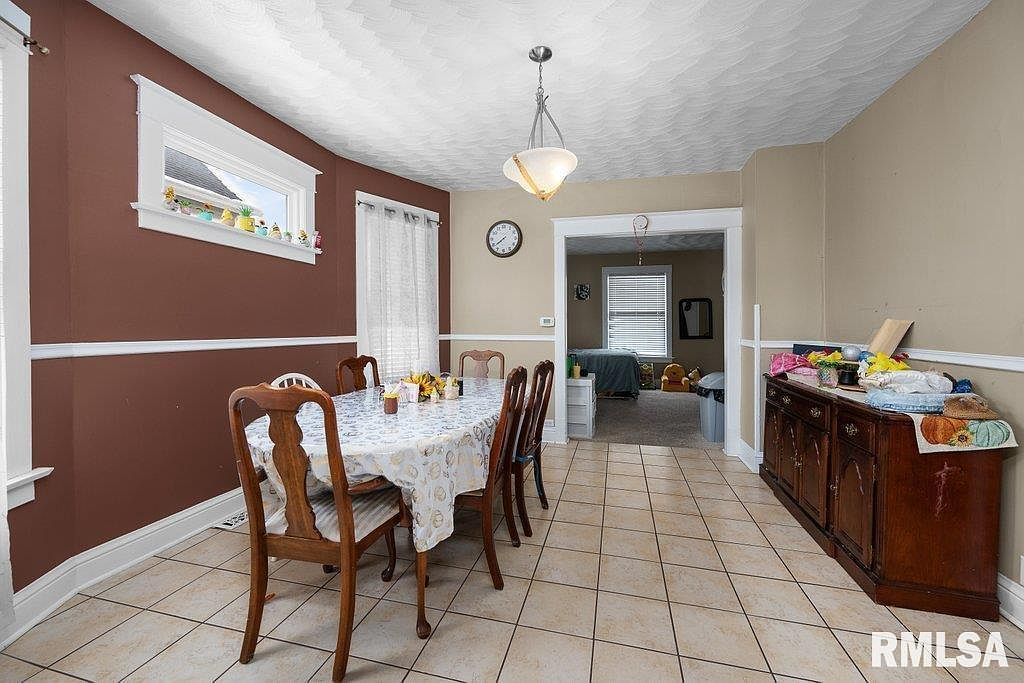 236 43rd St Moline, IL 61265  | New build