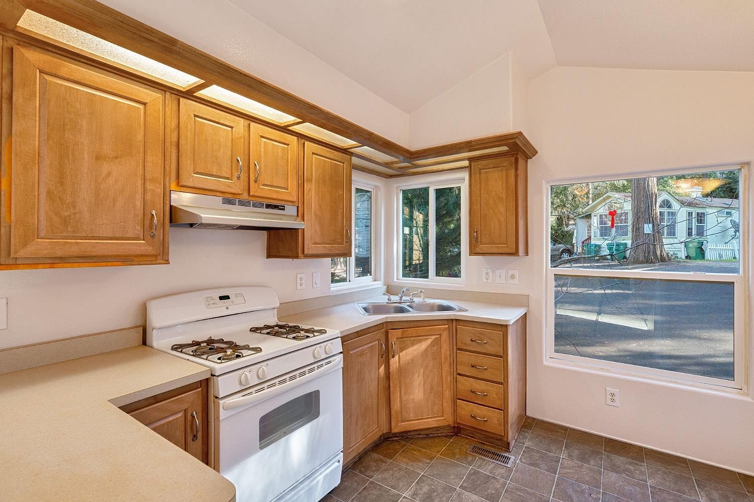 6165 Pony Express Trl Space 20 Pollock Pines, CA 95726  | New build