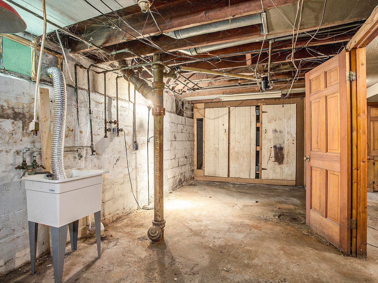 1415 Hays Park Ave Kalamazoo, MI 49001  | Single Family