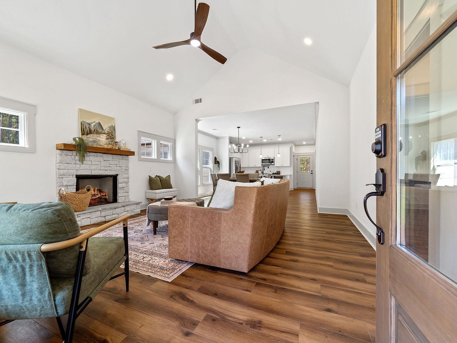 407 Thomas Dr Eatonton, GA 31024  | Single Family