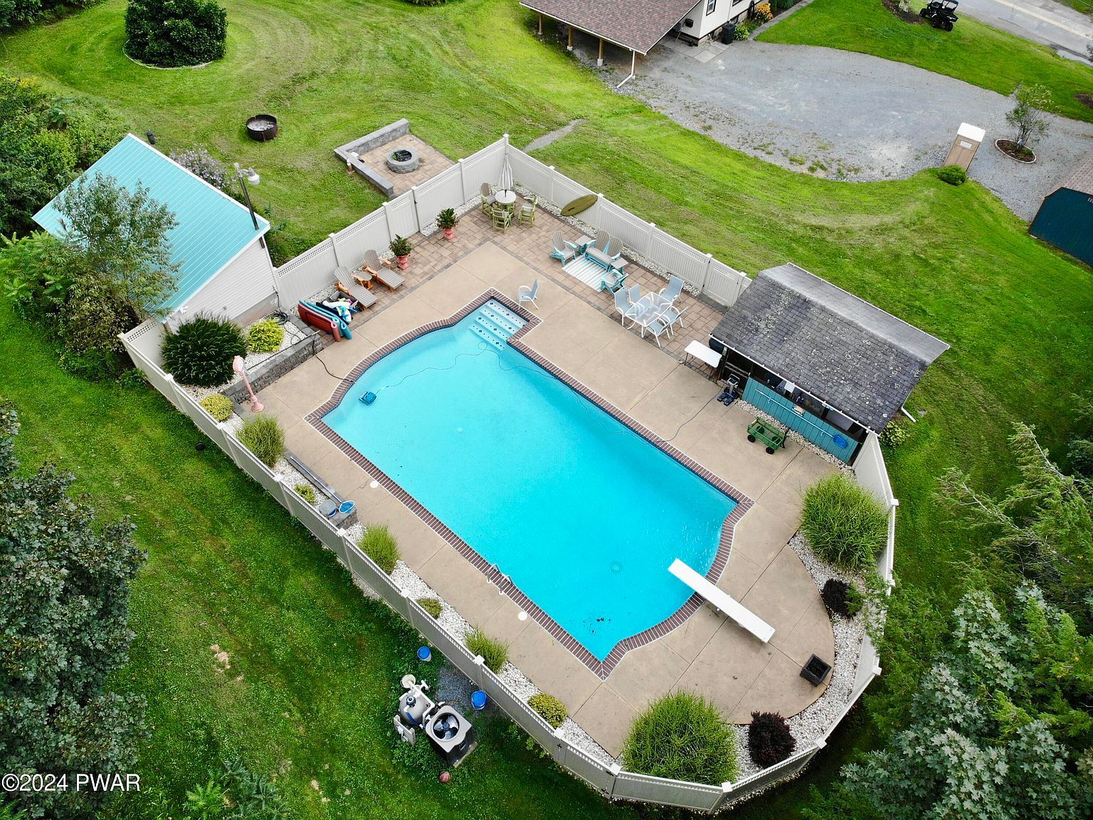 910 Maple Ave Honesdale, PA 18431  | Single Family