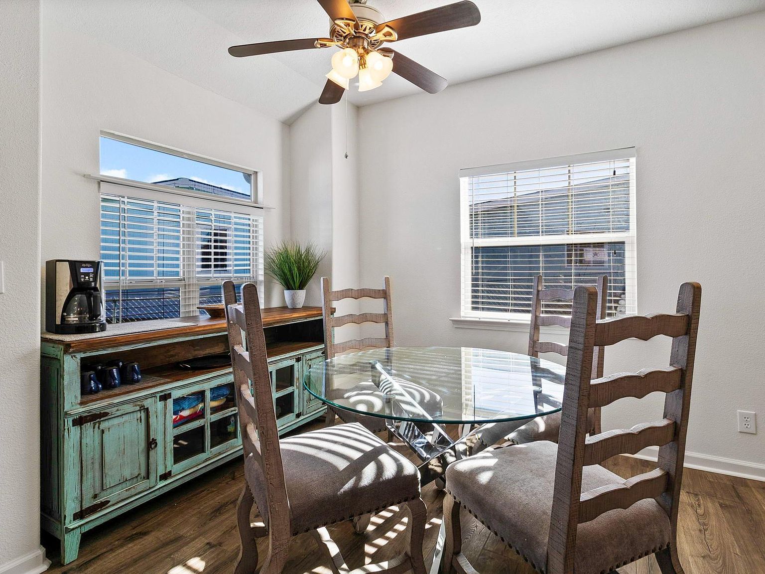 400 Woodland Shores Dr Pointblank, TX 77364 | Single Family