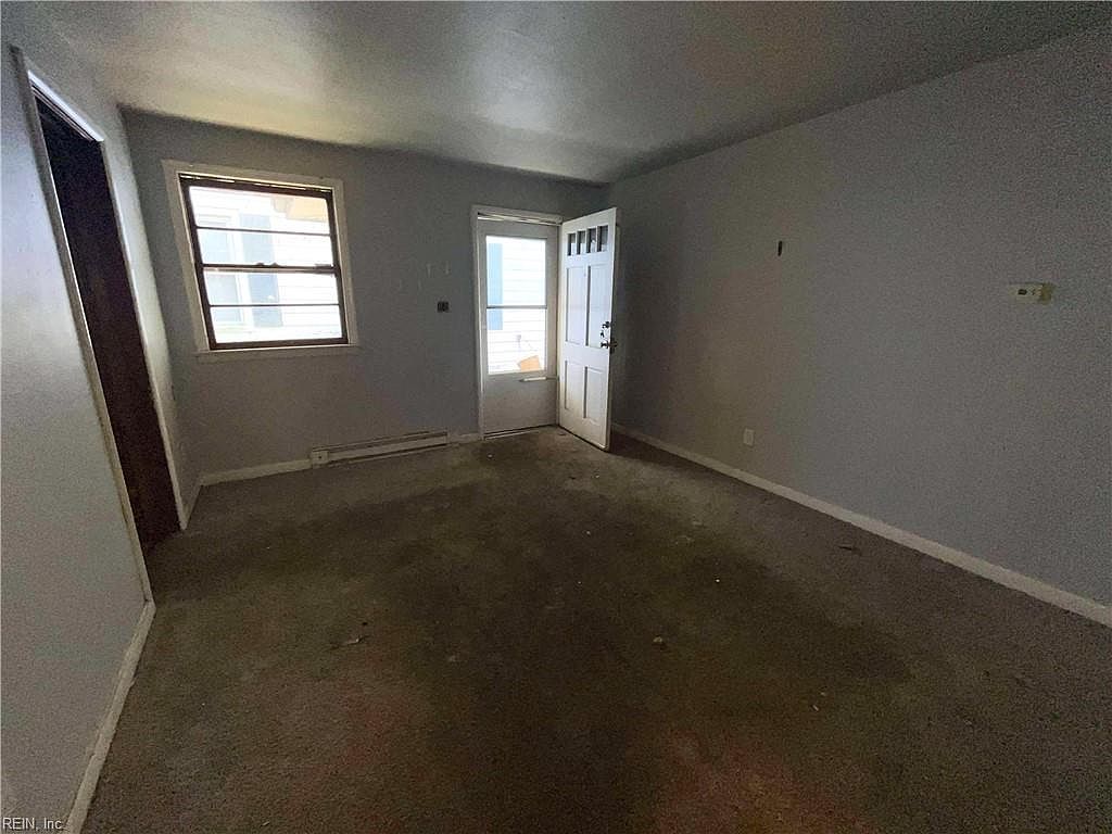 2508 Middle Ave Norfolk, VA 23504  | Multi Family