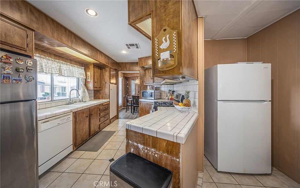 601 N Kirby St SPACE 214 Hemet, CA 92545 | New build