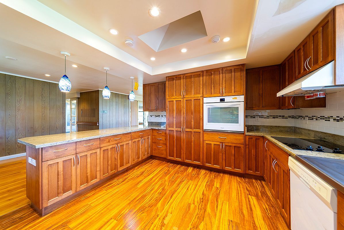 1306 Ululani St Hilo, HI 96720 | Single Family