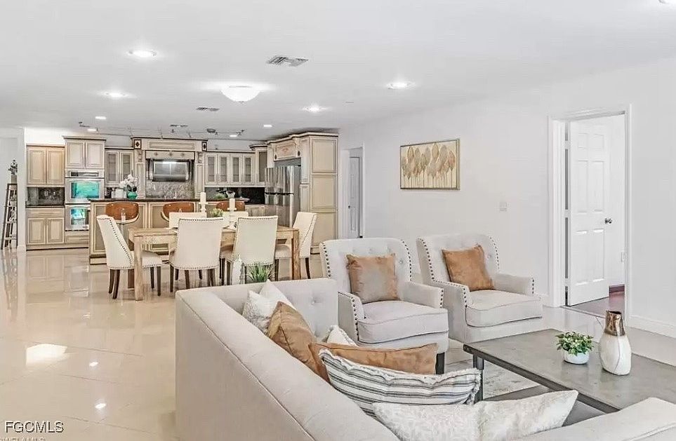 6343 Mark Ln Fort Myers, FL 33966  | Single Family