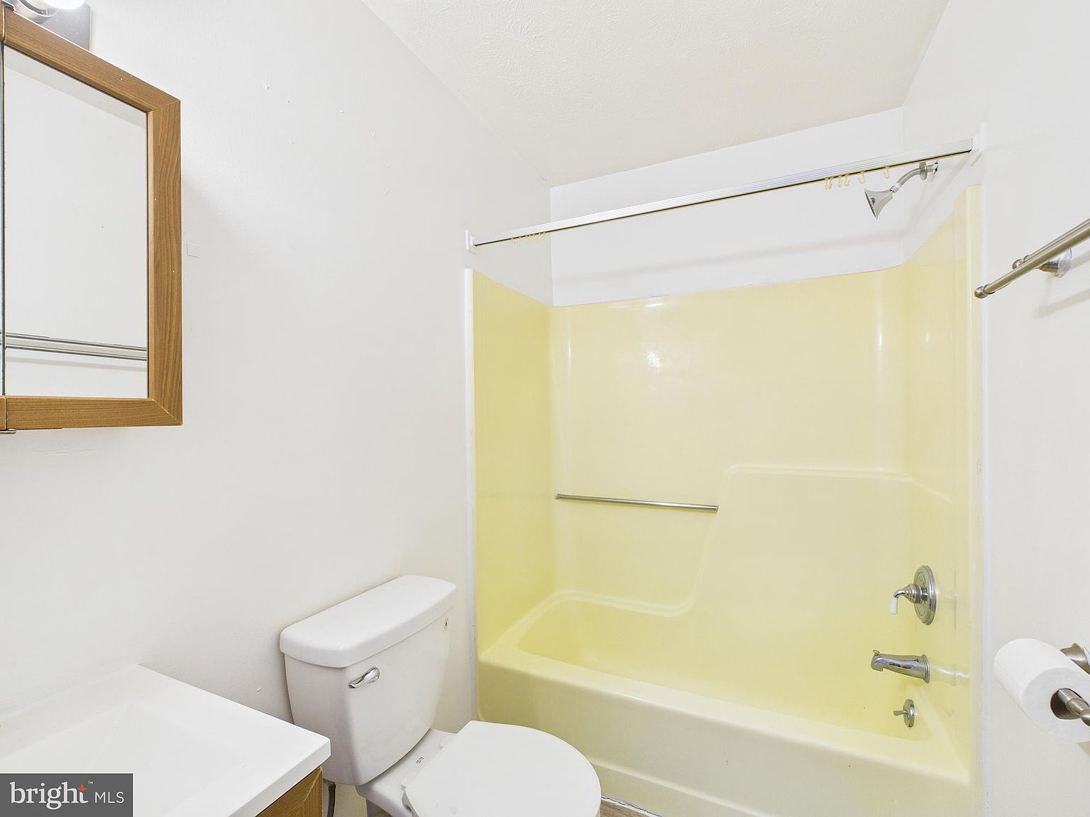 175 Salisbury Rd Bushkill, PA 18324  | Single Family