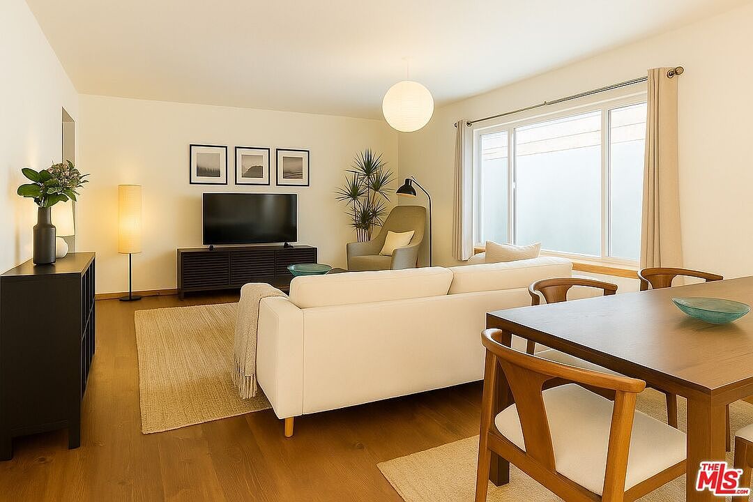 643 Santa Clara Ave Venice, CA 90291  | Multi Family