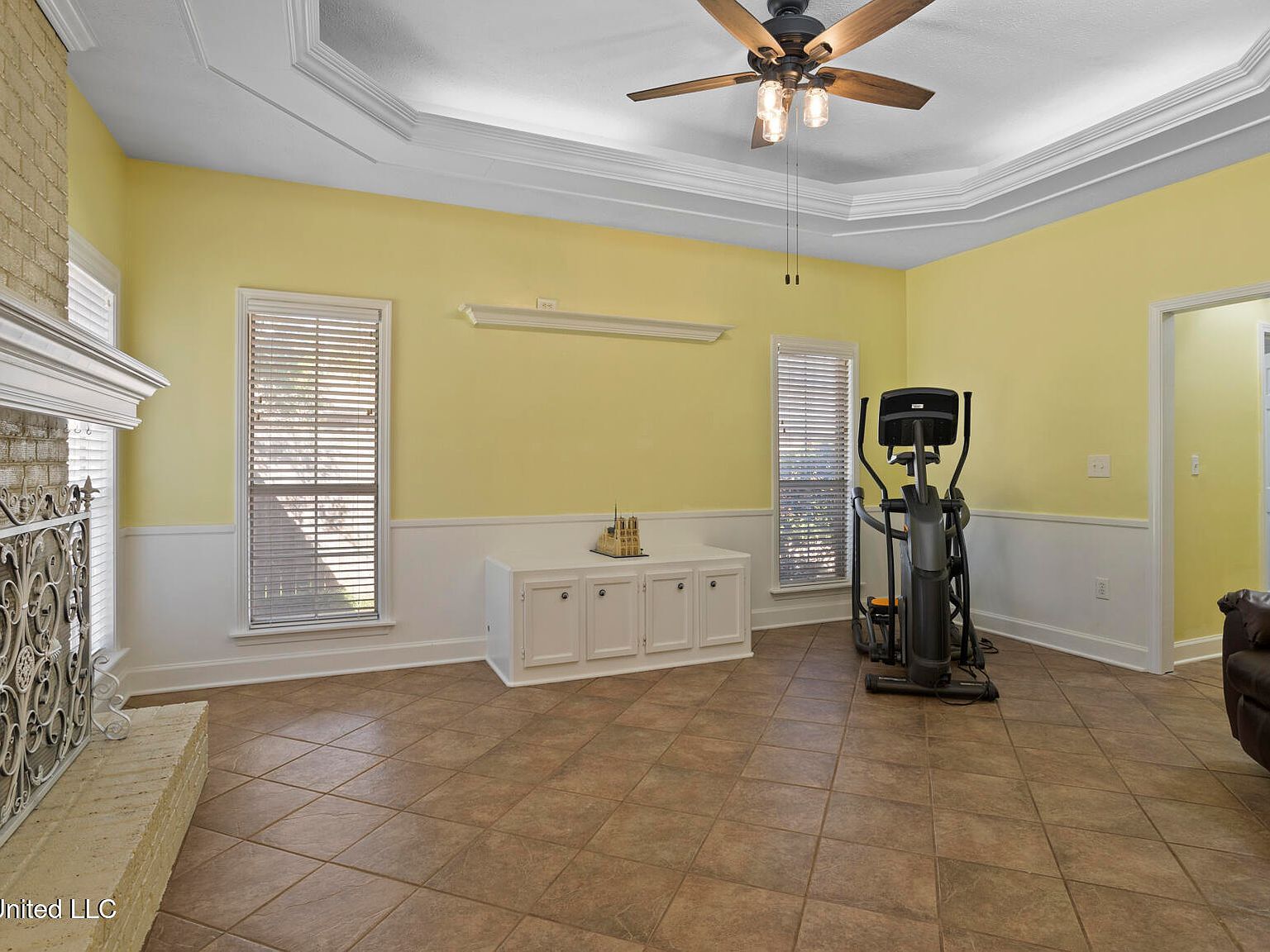 323 Woodlands Dr Brandon, MS 39047  | Single Family