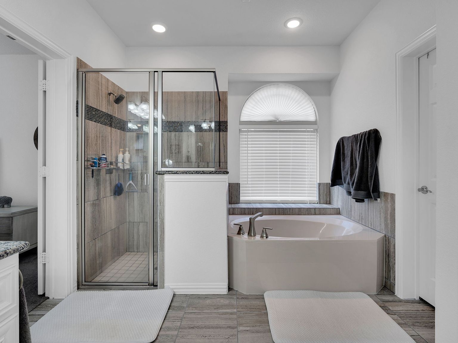 262 Brook Meadow Dr Midlothian, TX 76065 | Single Family