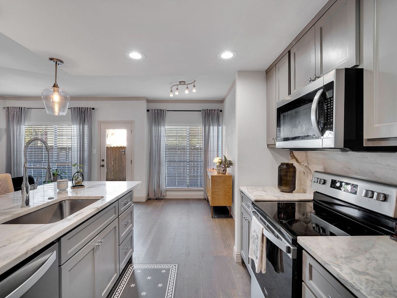 5619 Preston Oaks Rd APT 802 Dallas, TX 75254  | Condominium