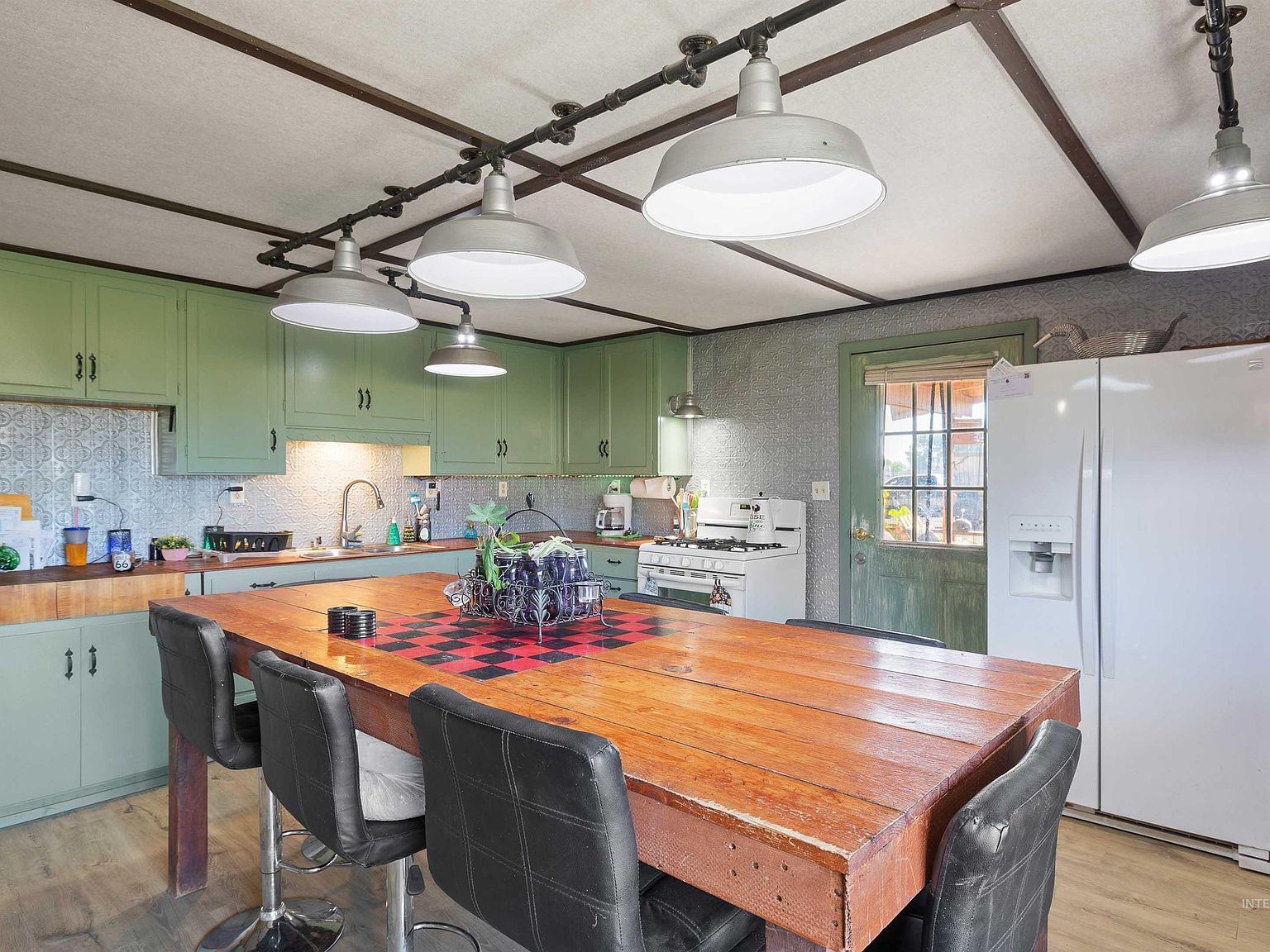 1521 N 2284 E Rogerson, ID 83302 | Single Family