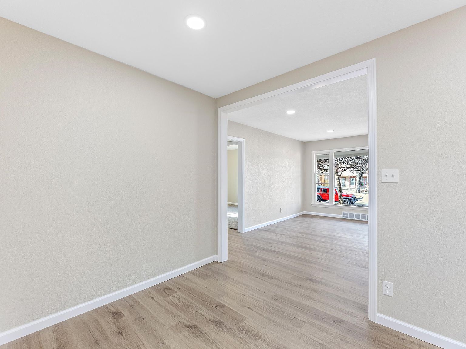 650 N Battin Ave Wichita, KS 67208 | Single Family