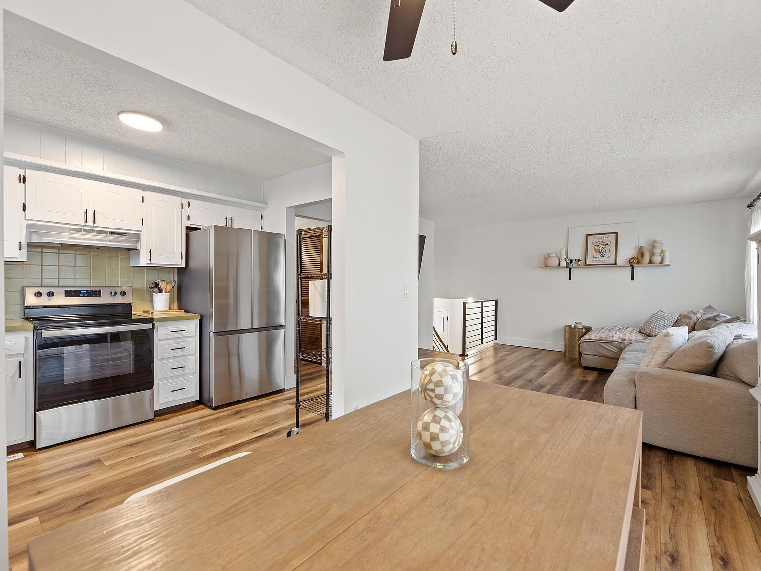 6 N Breeze Ct Valley Center, KS 67147 | Single Family