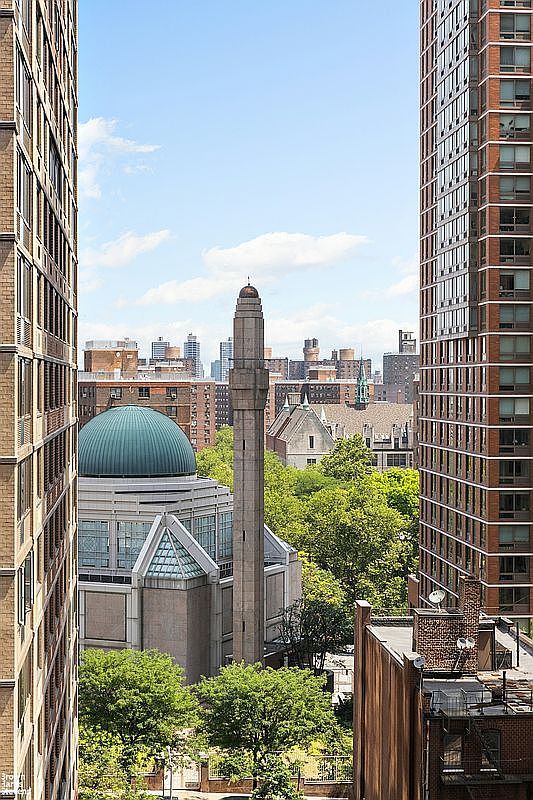 200 E 95th St APT 8C New York, NY 10128 | Condominium