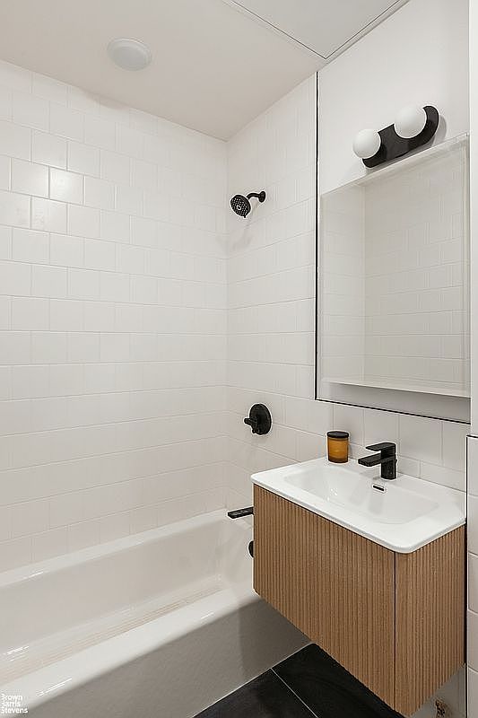 43 Saint Marks Pl APT 2 Brooklyn, NY 11217  | Condominium