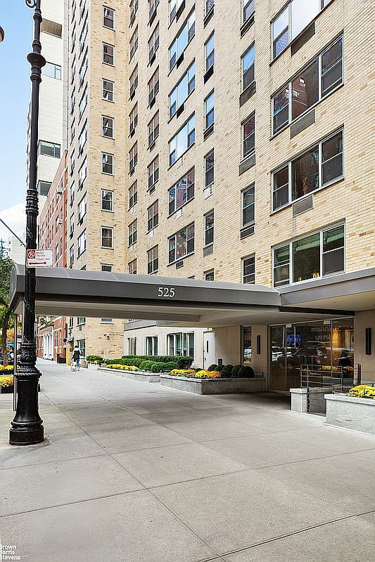 525 E 86th St APT 6A New York, NY 10028  | Condominium
