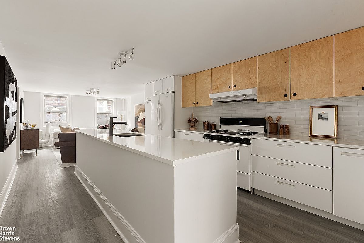 91 Berry St Brooklyn, NY 11249  | Single Family