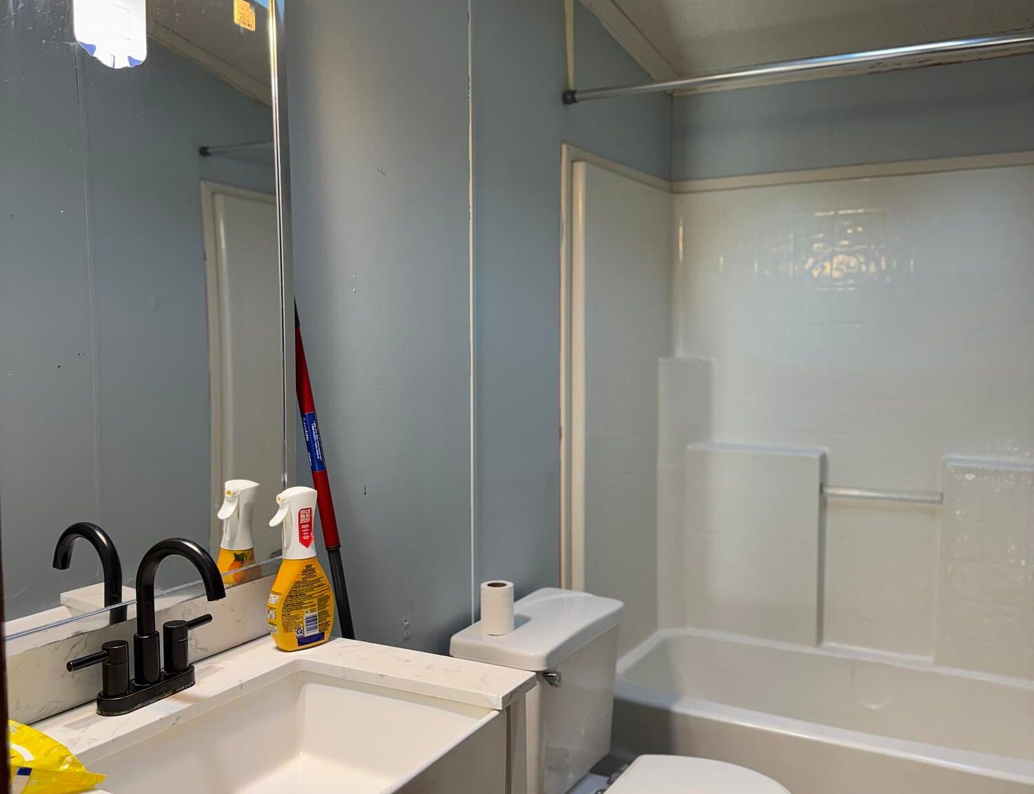 3407 E Wembley Ln Kalamazoo, MI 49009  | New build