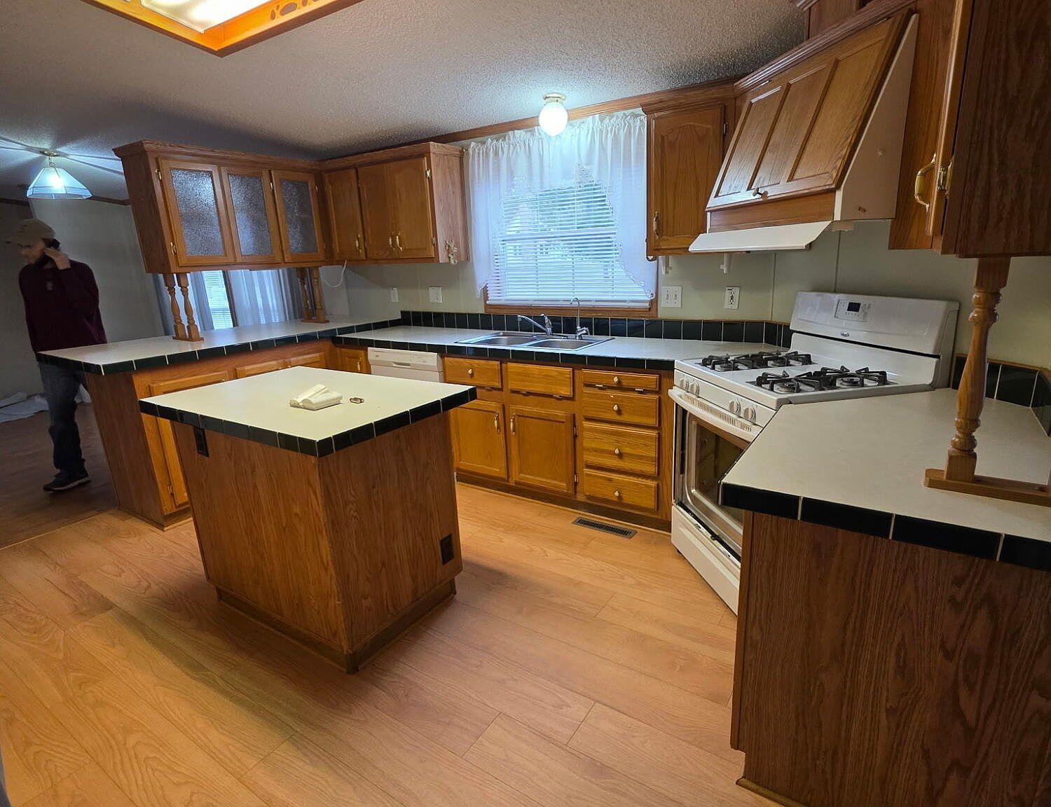 8959 Meadowview Dr Kalamazoo, MI 49009 | New build