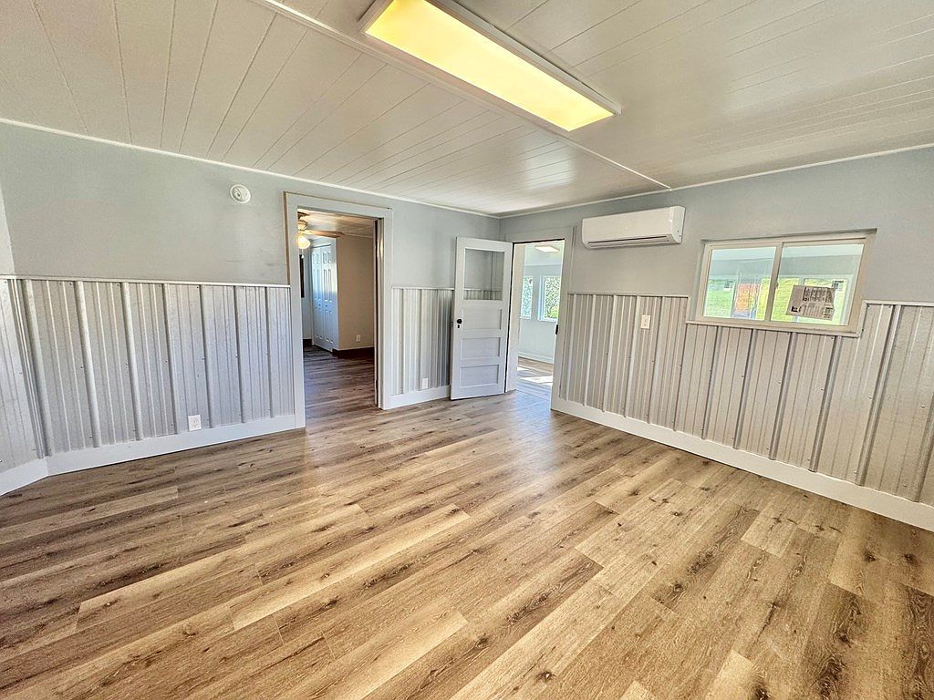 10874 W Blue Grass Trl Bland, VA 24315  | Single Family