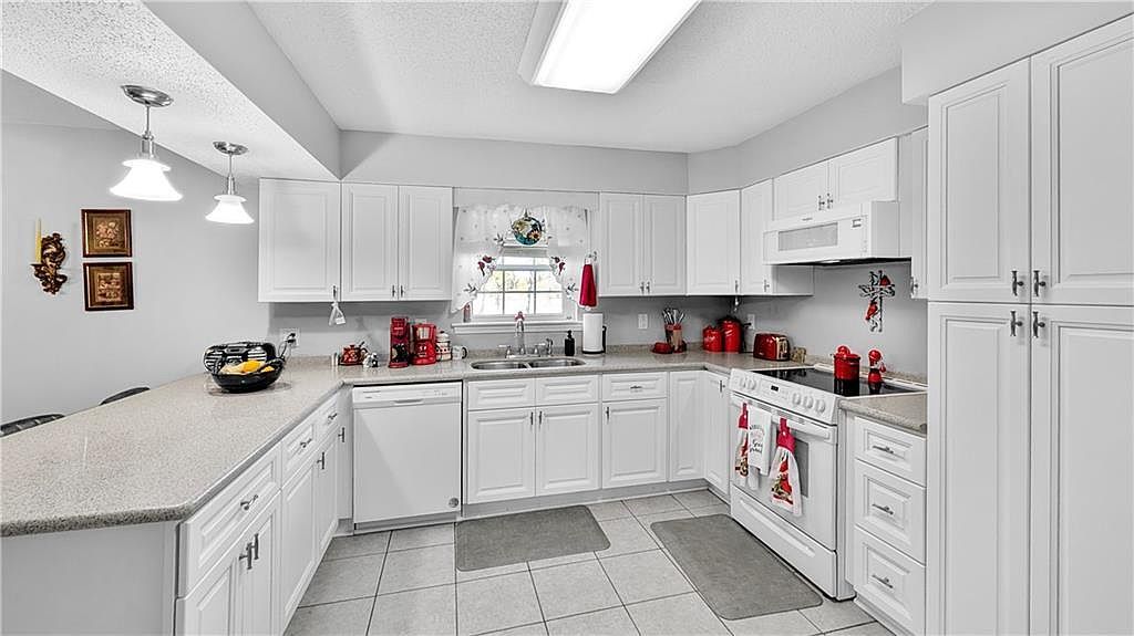 9578 Barataria Blvd Marrero, LA 70072  | Single Family