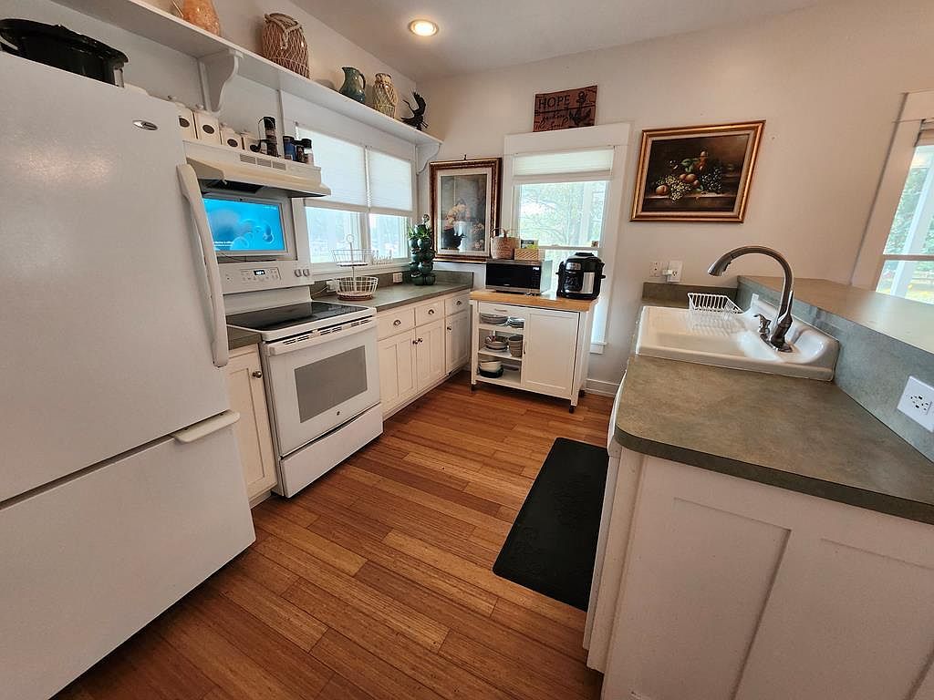 15225 Locust St Onancock, VA 23417 | Single Family