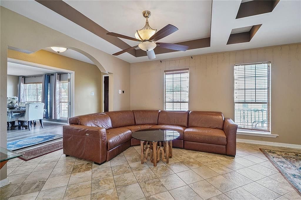 544 W Marlin Ct Terrytown, LA 70056 | Single Family