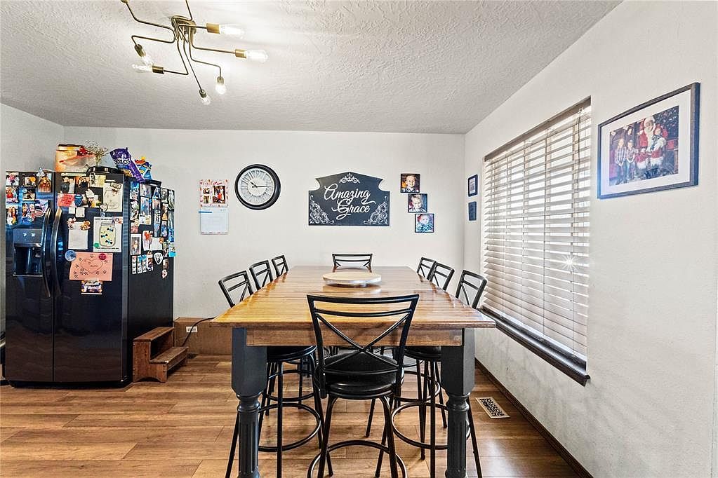 1229 N Indiana St Weatherford, OK 73096 | Single Family