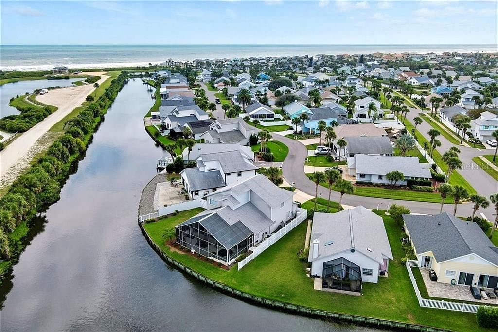 5 Nantucket Dr Palm Coast, FL 32137  | Single Family