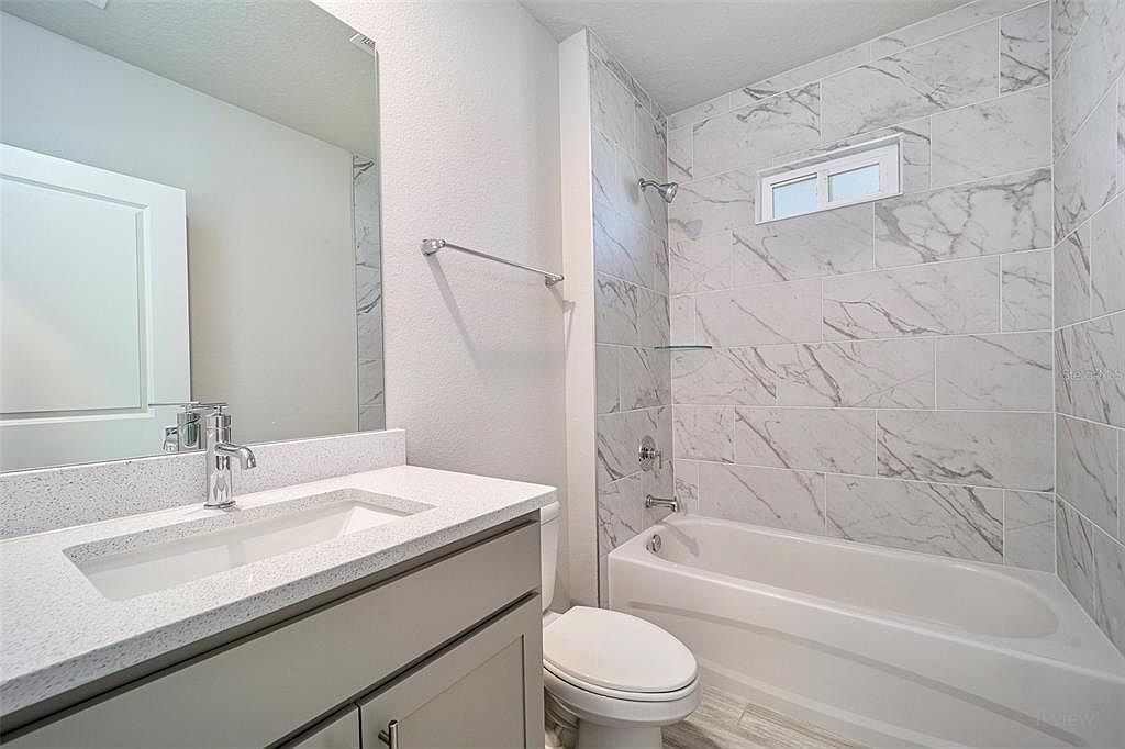 29 Red Top Ln Palm Coast, FL 32164 | Single Family