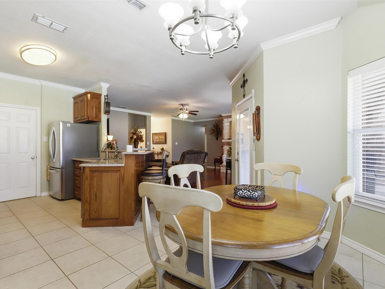 3207 Crossbridge Cir Granbury, TX 76049 | Single Family