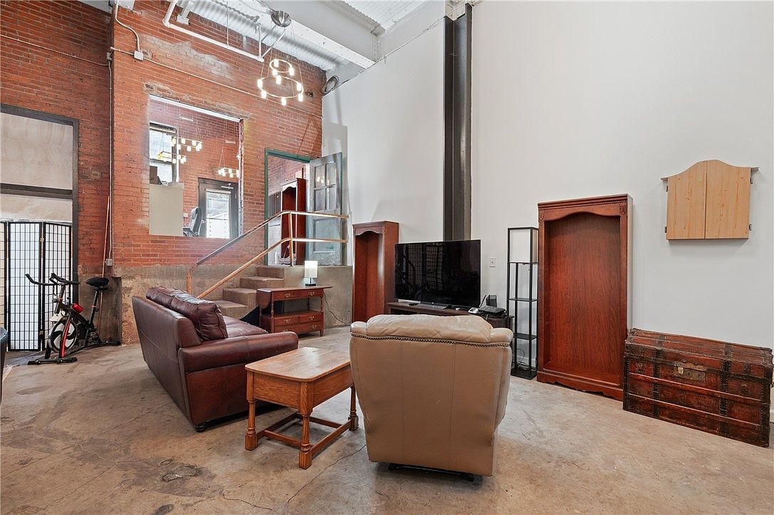 2250 Mary St APT 110 Pittsburgh, PA 15203  | Condominium