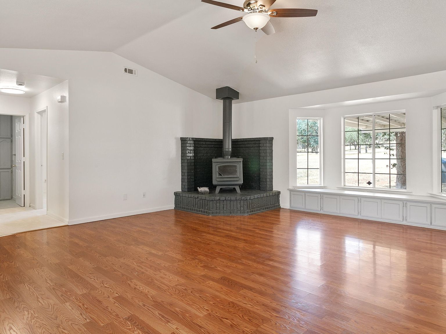 3820 Oak Ln Cottonwood, CA 96022  | Single Family