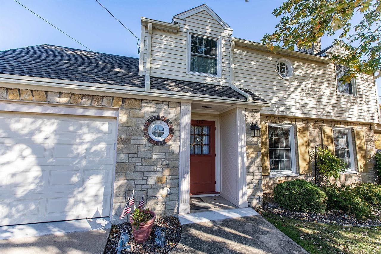 416 W Chapel St Dodgeville, WI 53533 | Single Family