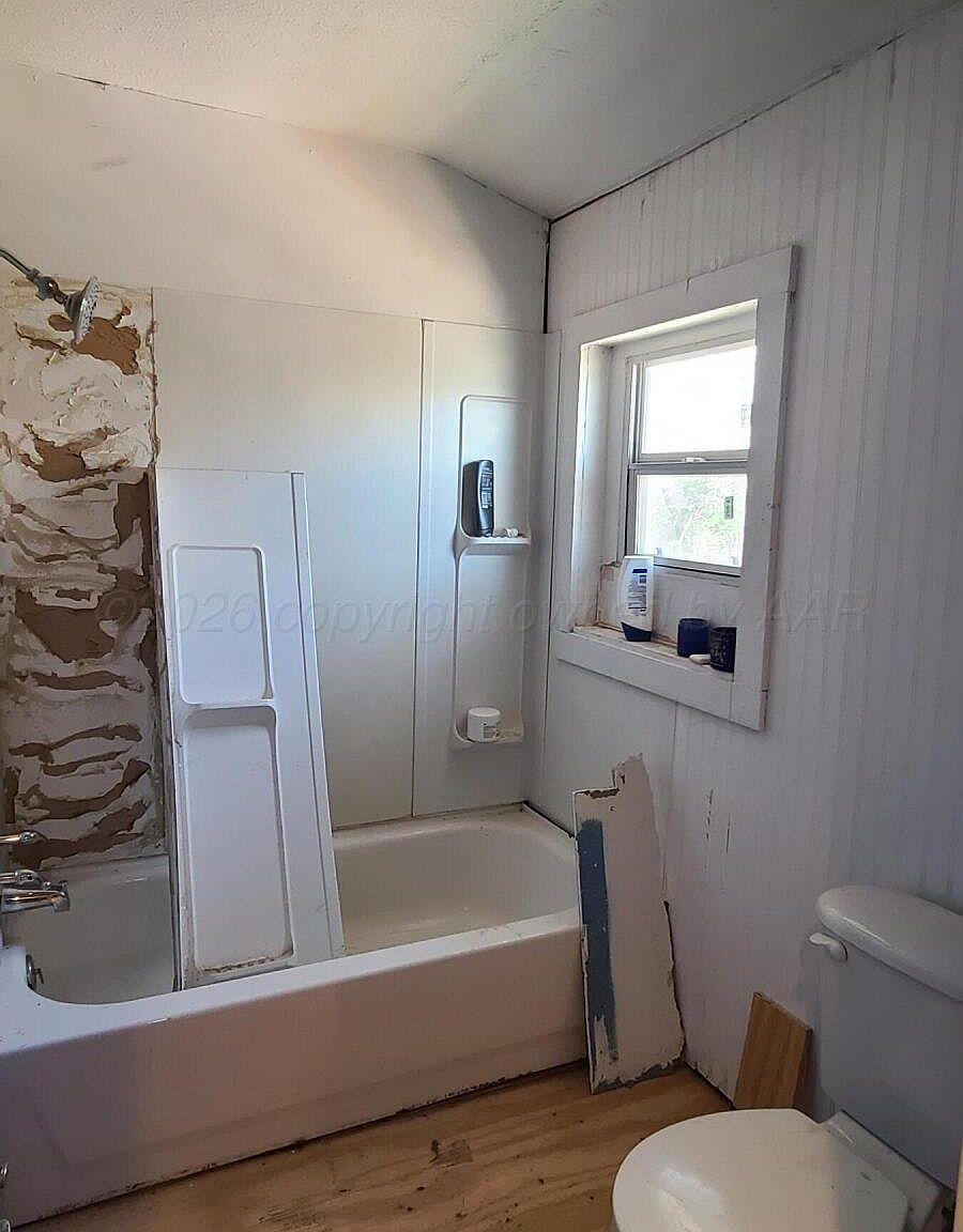 802 N West St Pampa, TX 79065  | Single Family