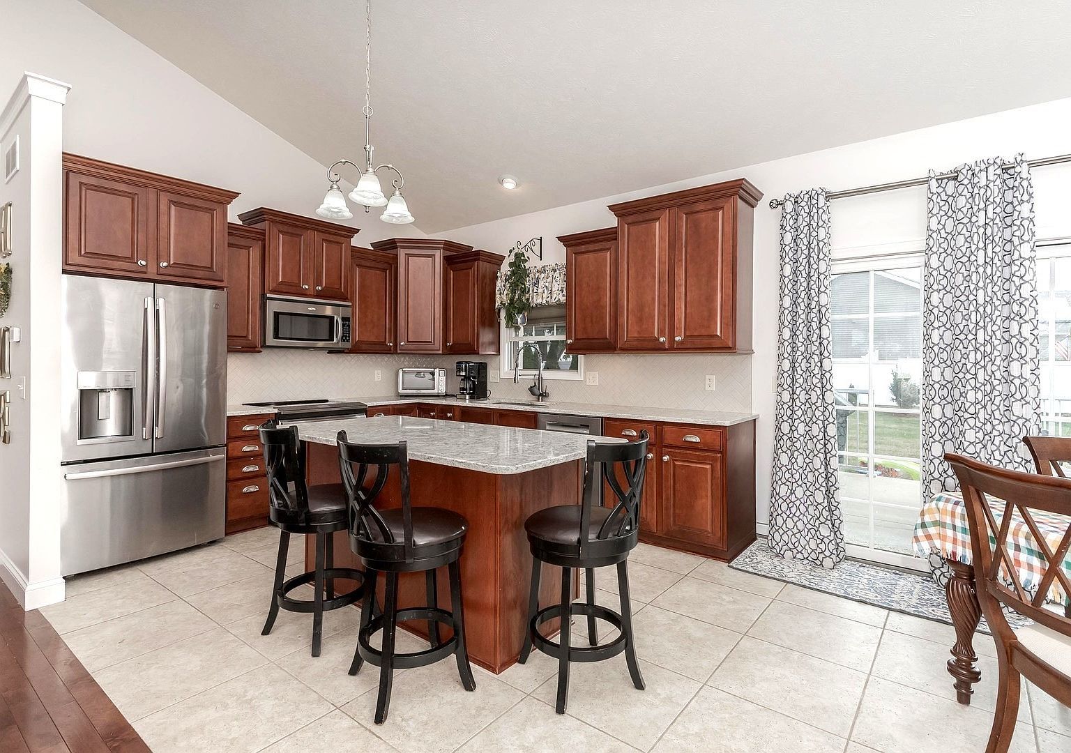 36 Lone Oak Ct Bloomington, IL 61705  | Single Family