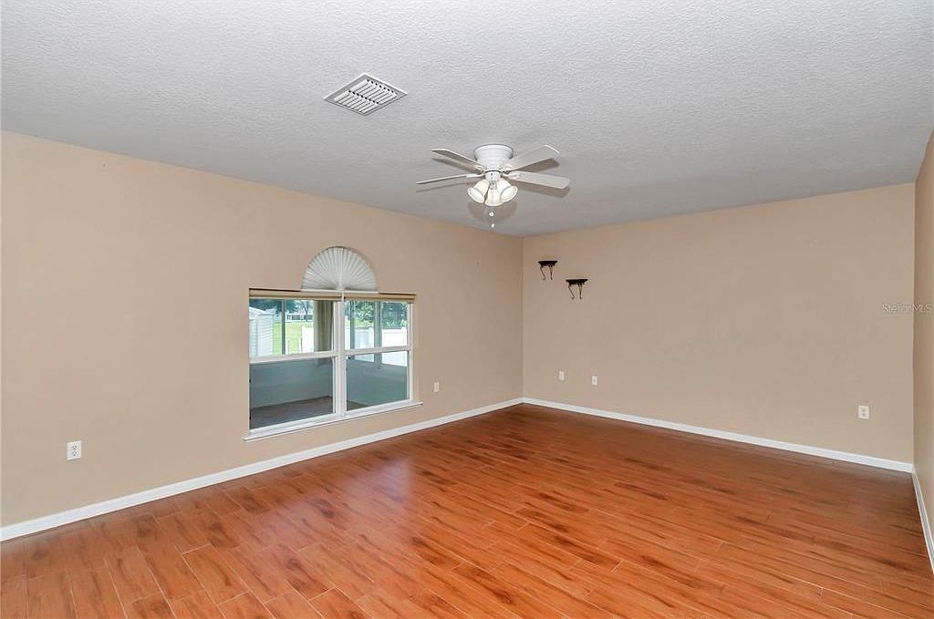 4602 SE 28th St Ocala, FL 34480  | Single Family