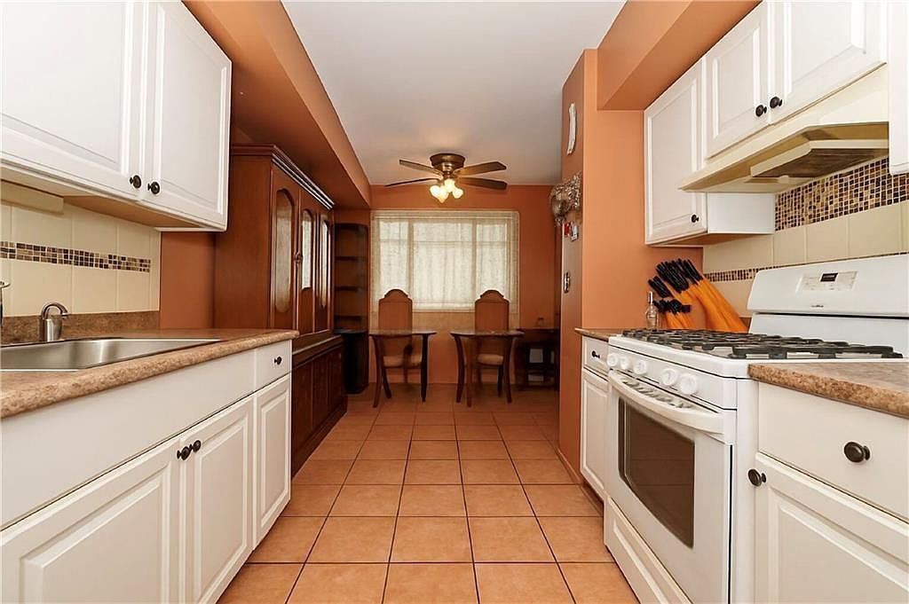 174 Pierce St Staten Island, NY 10304 | Single Family