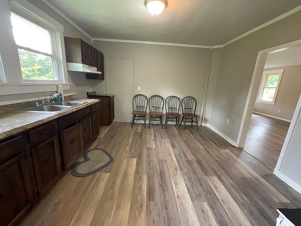 2504 Austinville Rd Austinville, VA 24312 | Single Family