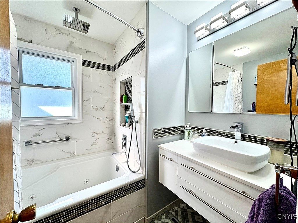 511 Dawes Ave Utica, NY 13502  | Single Family