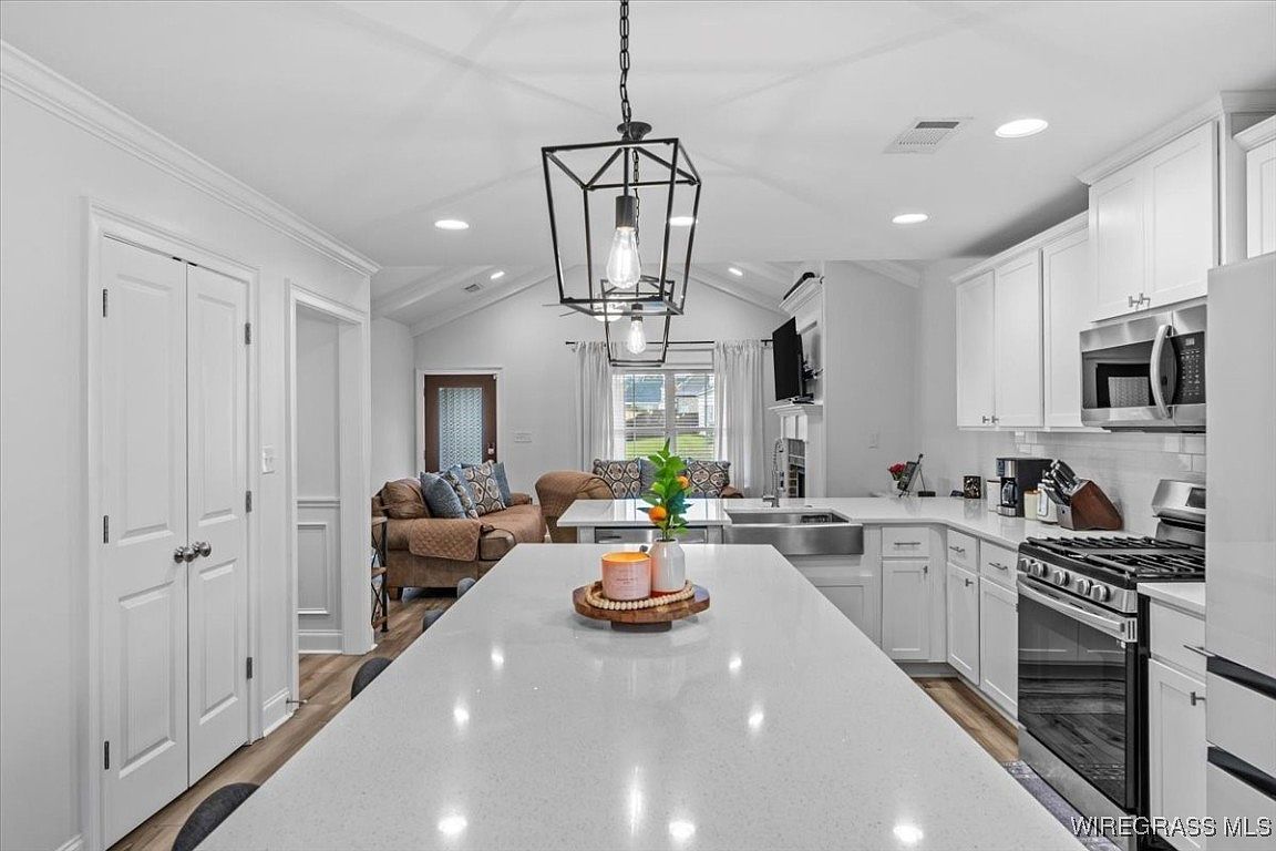 103 Hunters Hill Way Enterprise, AL 36330  | Single Family