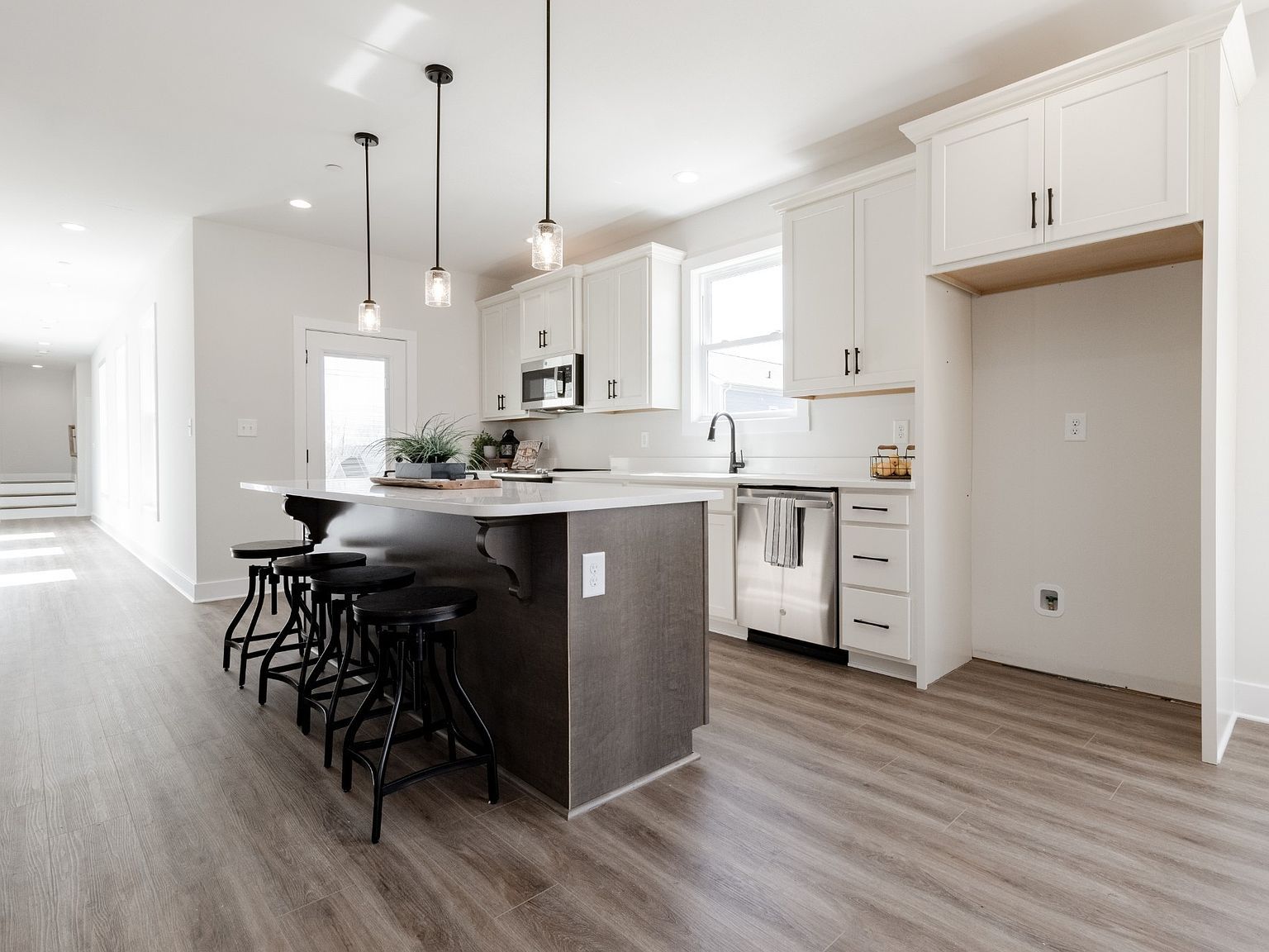 329 Augusta Ave Pleasant View, TN 37146  | Single Family