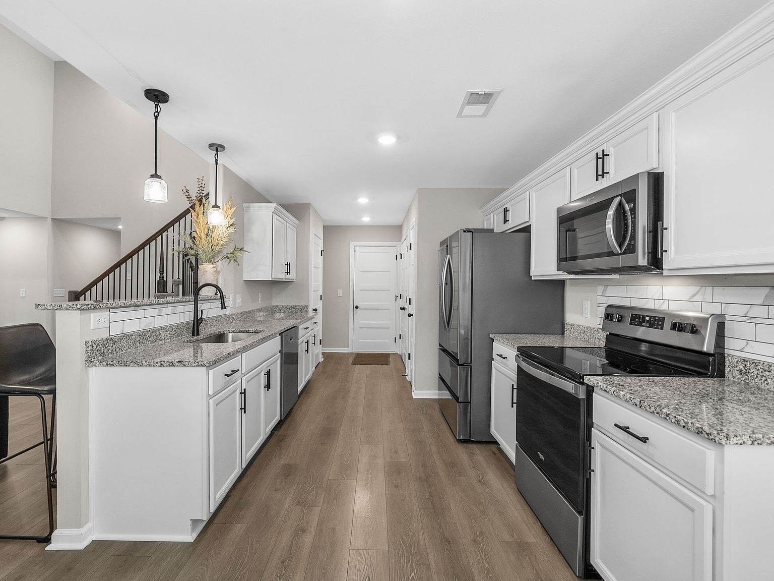 260 Kildeer Dr Clarksville, TN 37040  | Single Family